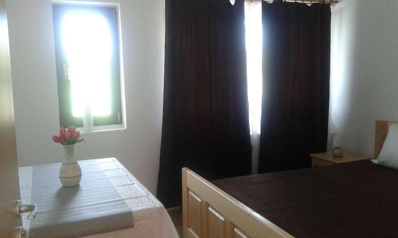 Pensiunea Casa Vanatorului Hotel Oteleni Bagian luar foto