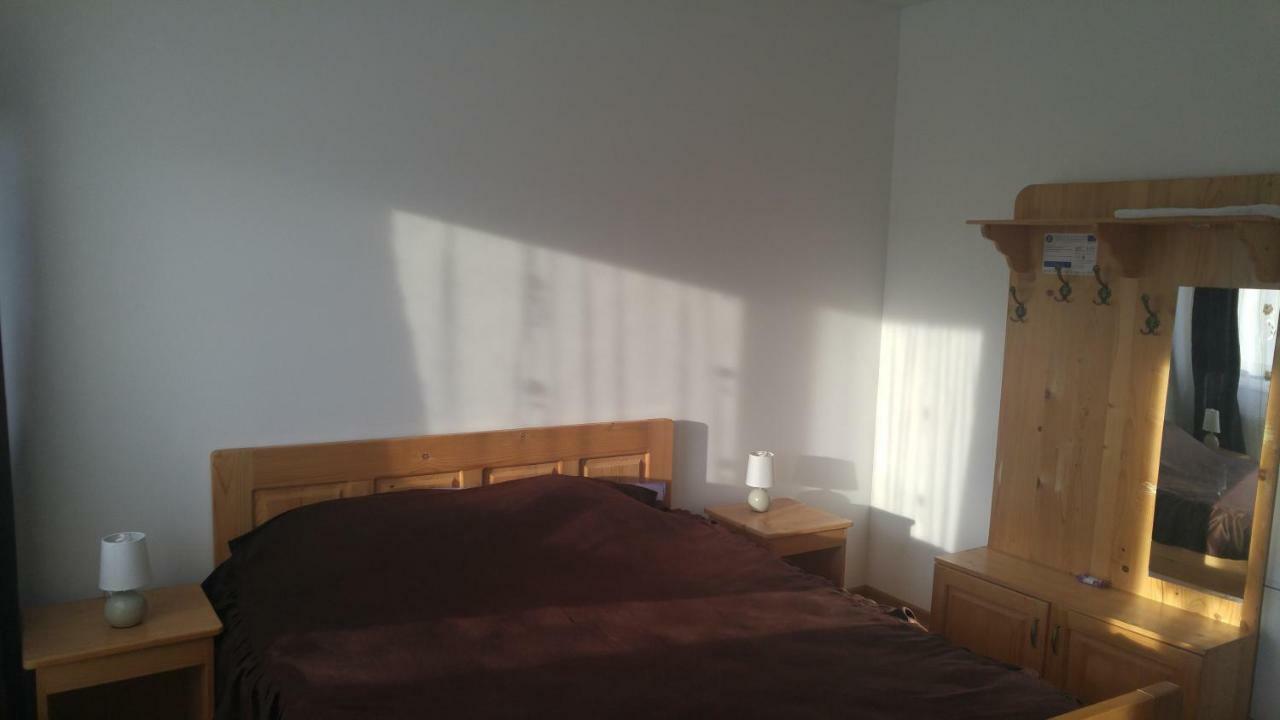 Pensiunea Casa Vanatorului Hotel Oteleni Bagian luar foto